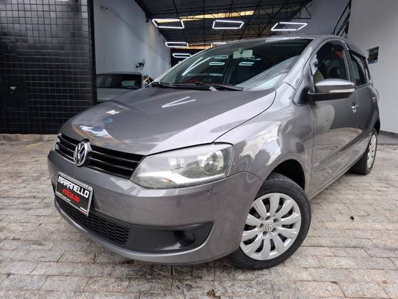 VOLKSWAGEN FOX 1.0 MI 8V FLEX 4P MANUAL VOLKSWAGEN FOX 1.0 MI 8V FLEX 4P MANUAL
